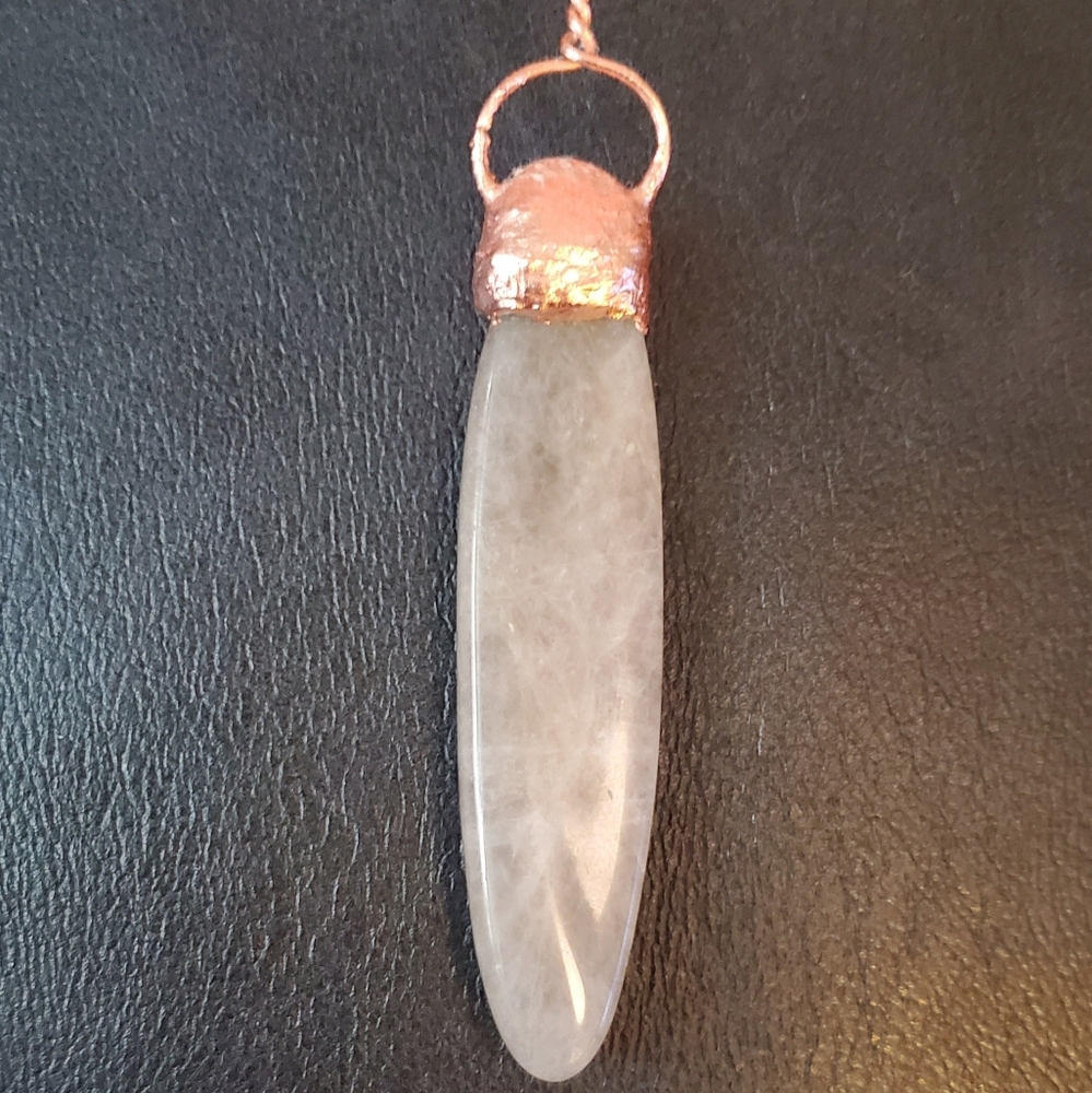 Necklace quartz and copper dagger necklace